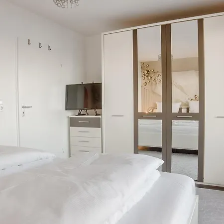 Апартаменты Ostseeresidenz 90